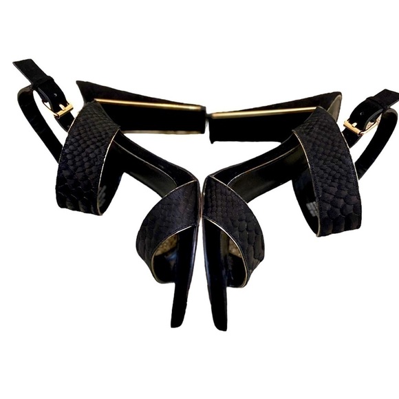 Nine West black suede and croc embossed sandals with gold edging size 8 - Picture 1 of 9